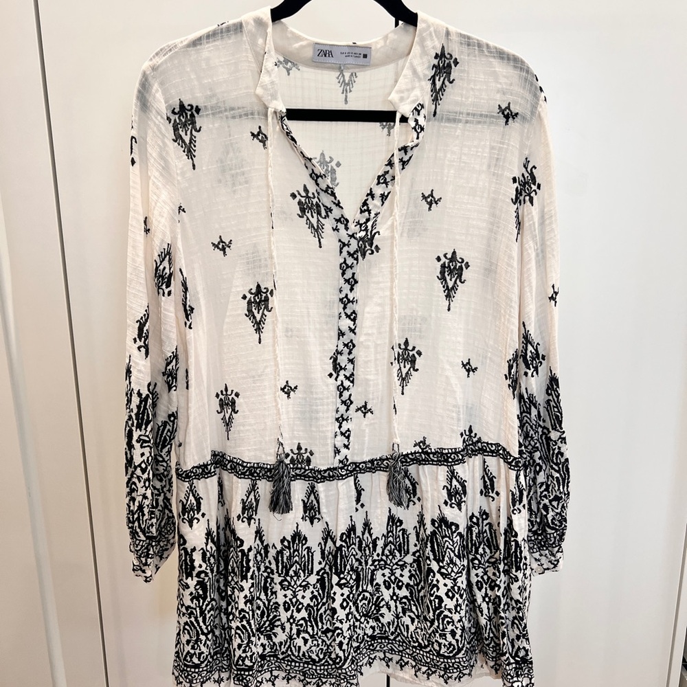 Zara Women's Black Patterned Mini Dress